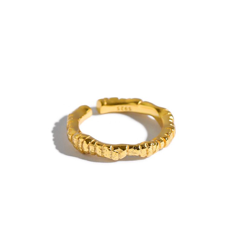 Irregular Stripe Surface Ring