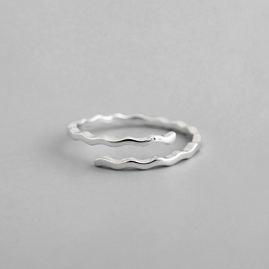 Simple Waves Ring