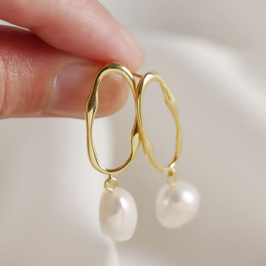 Modern Gold Earrings with Dangling Baroque Natural Pearl